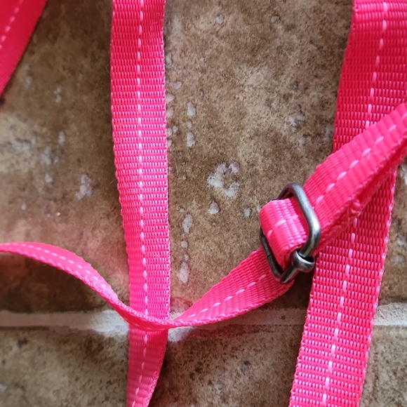 Thirty-One Vibrant Pink Quilted Crossbody Bag - Picture 12 of 12